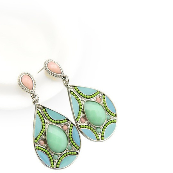 Mint And peach silver tone drop earring - Picture 2 of 4